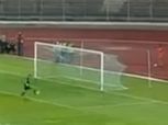 بالفيديو| لاعب جزائري يهدر أغرب فرصة هذا الموسم