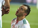 بالصور.. الشباب السعودي يقيم حفل للجزائري "بن العمري" لتتويجه بأمم أفريقيا
