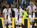 لاكازيت يقود ليون إلى فوزه الثاني في الدوري الفرنسي