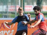 برشلونة يضم لوكاس دين خلال ساعات