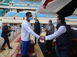 الغوص والإنقاذ يحقق رقما قياسيا لأعلى قفزة خارج الماء للسباح عمر شعبان