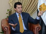 وزير الرياضة يبحث التعاون مع وزارة الطيران المدني