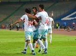 مدرب الزمالك يحتفل مع اللاعبين بعد الفوز على الأهليمحم
