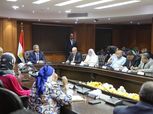 وزير الشباب والرياضة يجتمع مع قيادات الوزارة لمناقشة خطة العمل