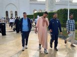 بعثتا بيراميدز وسيراميكا تؤديان صلاة الجمعة بمسجد الشيخ زايد بالإمارات