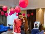 صور.. زوجة أحمد بيكهام تحتفل بعودته للأهلي مجددا