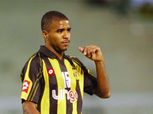 بالفيديو| لأول مرة.. لاعب اتحاد جده يؤدي مناسك العمرة بعد إعلان إسلامه