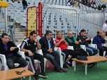 بالصور| وزير الرياضة يؤازر المنتخب من برج العرب.. ويؤكد الفوز علي غانا يقربنا من كأس العالم