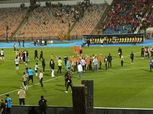 خناقة من لاعبي مازيمبي مع حكم المباراة عقب مباراة الأهلي