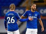 كورونا يؤجل مباراة بيرنلي وإيفرتون