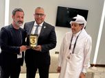 الاتحادان المصري والقطري يتبادلان الدروع في ختام بطولة الدوحة للسلة