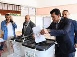وزير الشباب والرياضة يدلي بصوته في انتخابات الشيوخ بمدينة الشروق