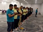 رئيس بعثة الاتحاد السكندري يؤدي دور الإمام في صلاة الجمعة بالفندق