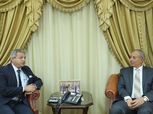 وزير الرياضة يبحث مع محافظ البحر الأحمر تطوير مراكز الشباب والأندية بالمحافظة
