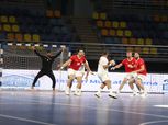 يد الزمالك تتقدم على الأهلي في الشوط الأول 13-10 بالدوري المصري