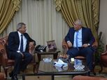 وزير الشباب والرياضة يستقبل محافظ الوادى الجديد