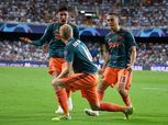 دوري الأبطال.. بالفيديو.. أياكس يُذل فالنسيا بثلاثية.. وتشيلسي يُسقط ليل بثنائية