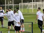 منتخب مصر «كامل العدد» استعدادا للجزائر.. ووجبة عشاء في أحد مطاعم الدوحة
