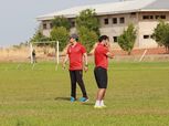 البدري يتفقد أرضية ملعب المباراة قبل انطلاق المران الرئيسي