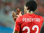 مدرب جنوب أفريقيا يدافع عن بيرسي تاو: «ليس محمد صلاح»