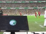 عامل يفصل تقنية "VAR" لشحن هاتفه في الدوري السعودي