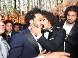 بالفيديو| محمد صلاح يشعل حفل زفاف حسين السيد