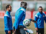 مهاجم الأهلي يوجه رسالة للعالم بشأن كورونا (فيديو)