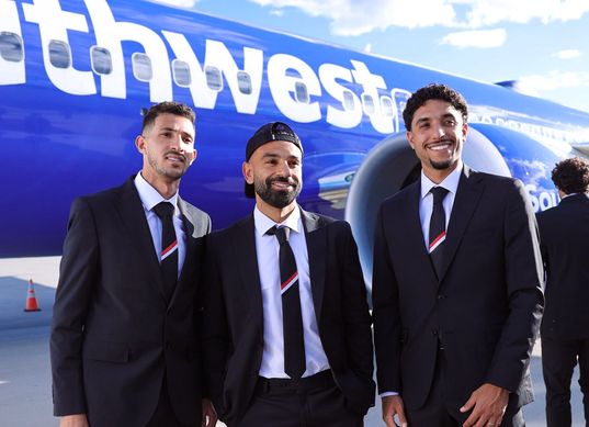 وصول بعثة منتخب مصر إلى كندا لمواجهة نيوزيلندا