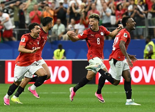 «فيفا» يحتفي بفوز منتخب مصر على أستراليا والتأهل لثمن نهائي كأس العالم