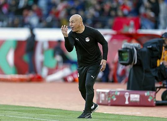 حسام حسن يشعل حماس لاعبي منتخب مصر قبل مواجهة البرازيل
