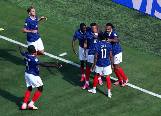 نتيجة مباراة فرنسا والسنغال.. الديوك تحبط زئير الأسود بثلاثية في كأس العالم 2026