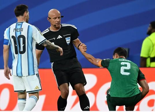 الاتحاد الجزائري يقدم شكوى رسمية لـ«فيفا» بسبب ميسي
