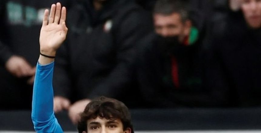جواو فيليكس وكوريا يقودا هجوم أتلتيكو مدريد أمام مانشستر يونايتد