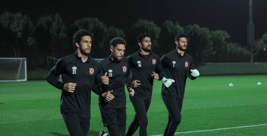 تدريبات شاقة لحراس مرمى الأهلي قبل السوبر الأفريقي