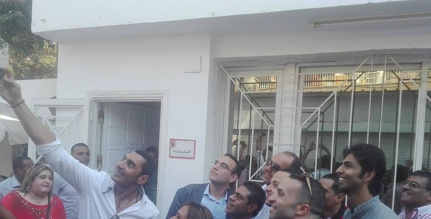 فندق ندوة جوهر نبيل يؤكد إلغائها ويطالب الصحفيين بالمغادرة