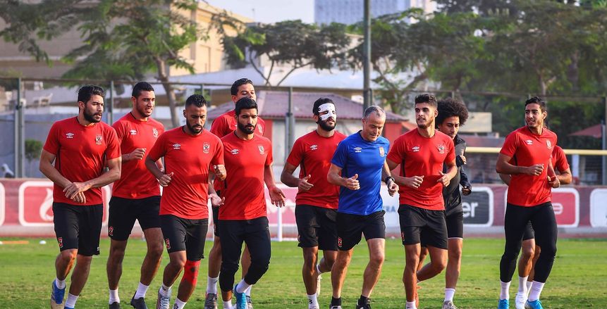الأهلي في الإمارات الخميس لبدء معسكره