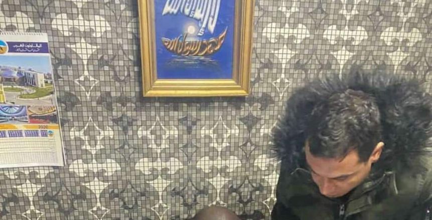 المقاولون العرب يتعاقد رسميا مع إيدو موسيس في صفقة انتقال حر