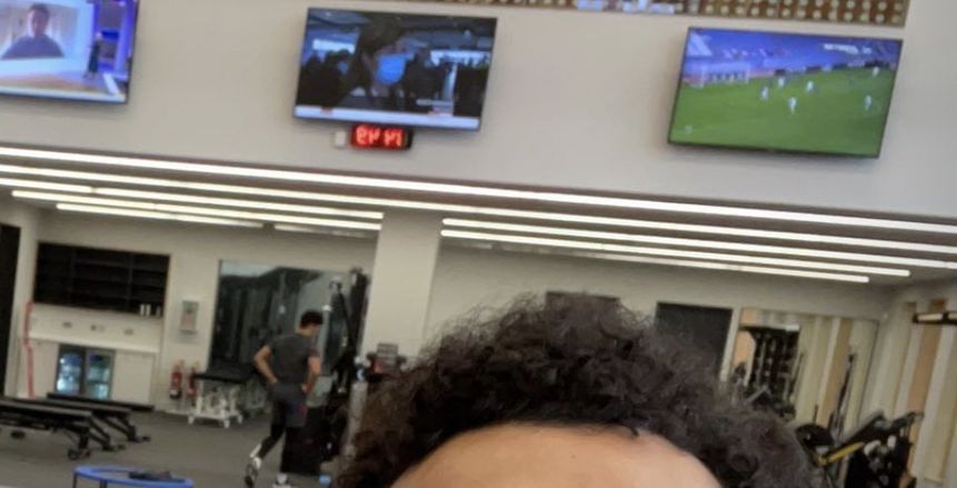 صلاح يعلن عودته للتدريبات بصورة من "الجيم"
