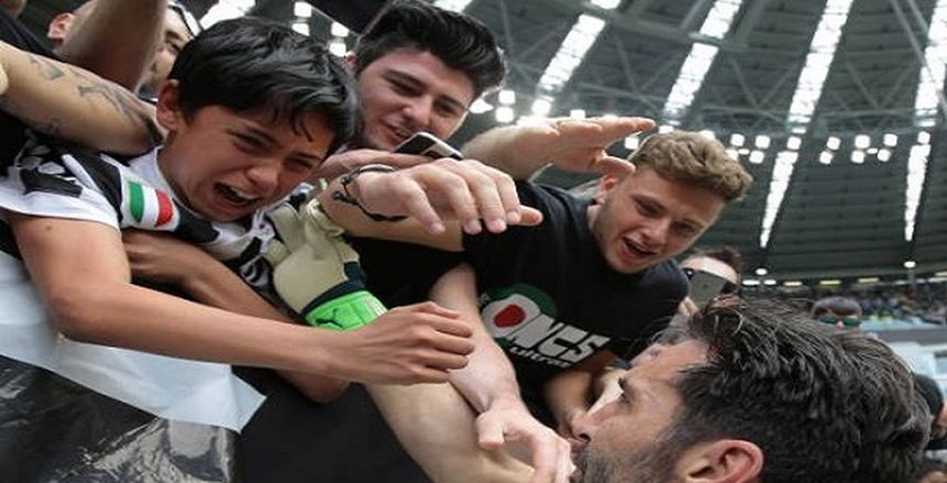 بالفيديو| «بوفون» يودع جماهير يوفنتوس بالدموع