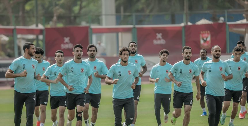 أخبار النادي الأهلي اليوم.. الفريق يستأنف تدريباته.. وعودة محمد شريف
