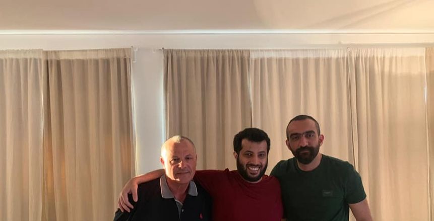تركي آل الشيخ ينشر صورة مع "أبو ريدة": أقوى شخصية عربية في الفيفا