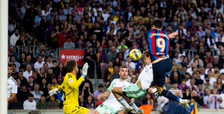برشلونة يخطف أوساسونا بهدف جوردي ألبا ويقترب من لقب الدوري الإسباني