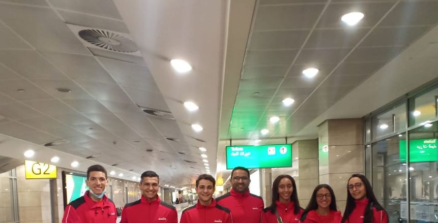 بعثة منتخب مصر للسباحة بالزعانف تغادر إلى إيطاليا