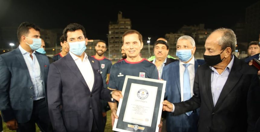 مصر تظهر مجددا في "جينيس" بتسجيل أكبر لاعب كرة قدم بالعالم
