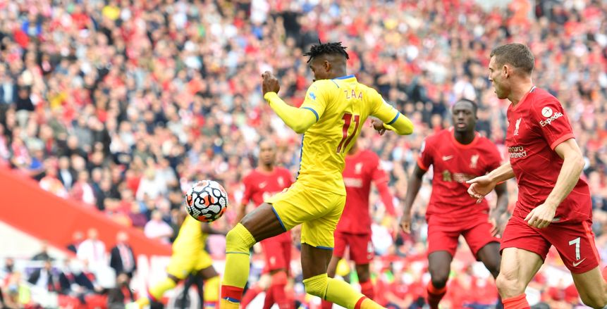 صلاح يقود ليفربول للفوز على كريستال وصدارة ترتيب الدوري الإنجليزي