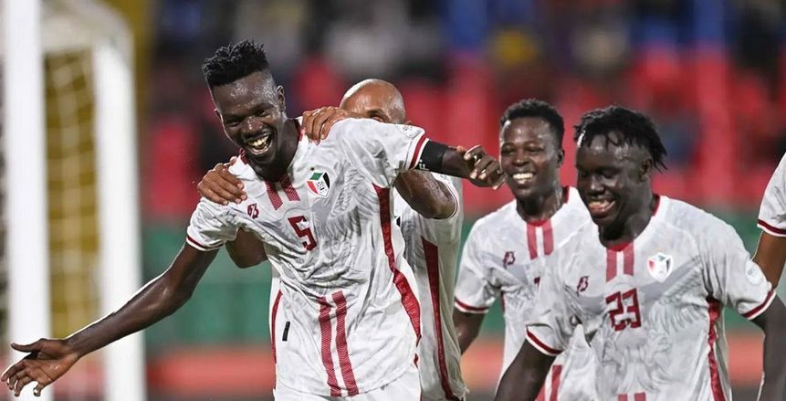 منتخب السودان يخطف فوزا ثمينا من غينيا الاستوائية ويبقي على آماله في الكان