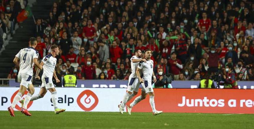 «يوفيتش» و«فلاهوفيتش» على رأس قائمة صربيا لكأس العالم قطر 2022