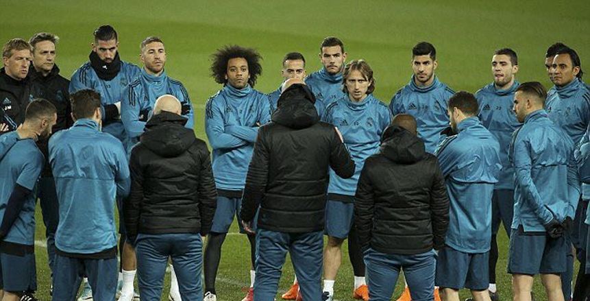 زيدان يكشف تشكيلة ريال مدريد لمباراة بايرن ميونخ
