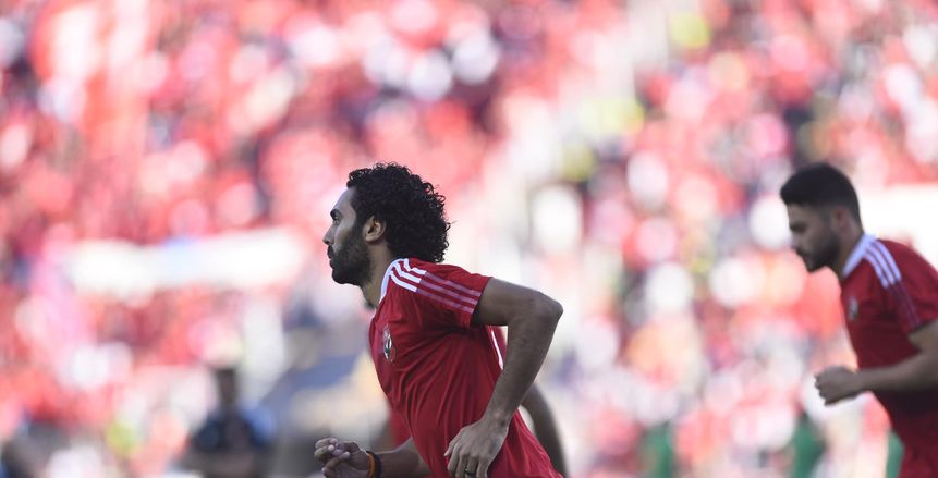 الأهلي يؤجل تجديد عقود حسين الشحات وياسر إبراهيم.. تعرف على السبب