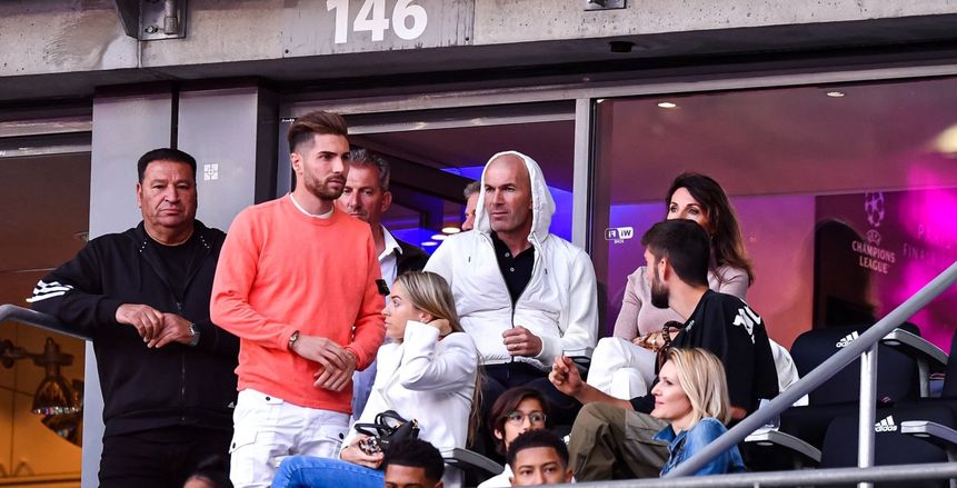 أساطير ريال مدريد يؤازرون الملكي أمام ليفربول في نهائي أبطال أوروبا